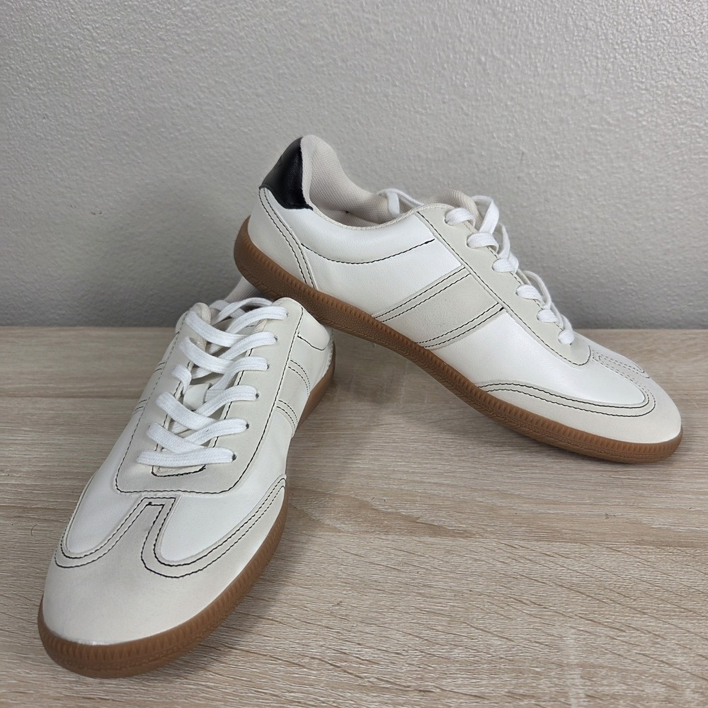 J.Crew Retro Soccer Sneakers White Black Gum Sole Low Top Shoes Women's‎ 7